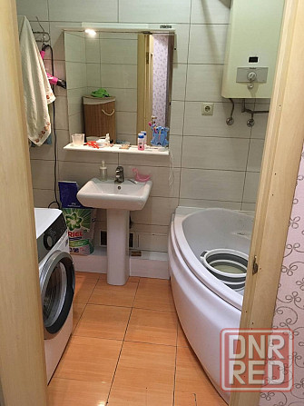 Продается 2 - х комнатная квартира, ул. Лабутенко Донецк - изображение 7