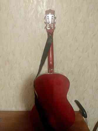 Продам гитару Донецк