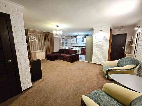 Продам 3-х комнатную квартиру Набережная Донецк