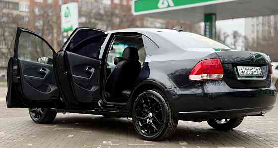 Volkswagen Polo 2010г 1.6 Донецк