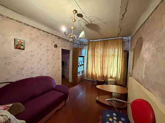 Продам 3-х комн. кв., 2/2 эт., 56 м.кв. - Макеевка, ул. Донецкое шоссе, шахта Батова Макеевка