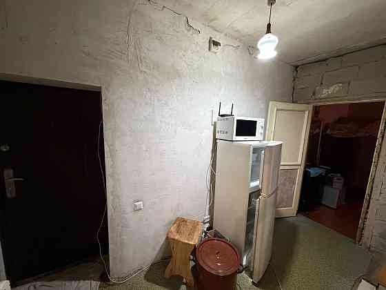 Продам 3-х комн. кв., 2/2 эт., 56 м.кв. - Макеевка, ул. Донецкое шоссе, шахта Батова Макеевка