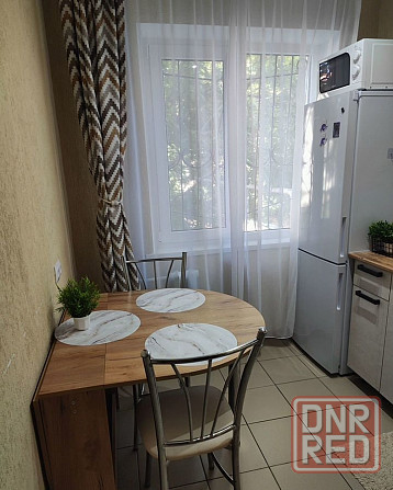 Сдается 2х-комнатная квартира в Кировском районе ул. Старицкого Донецк - изображение 1