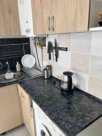 Сдаю двушку на Левом берегу, район 9и. Этаж: 5/9 . Мариуполь