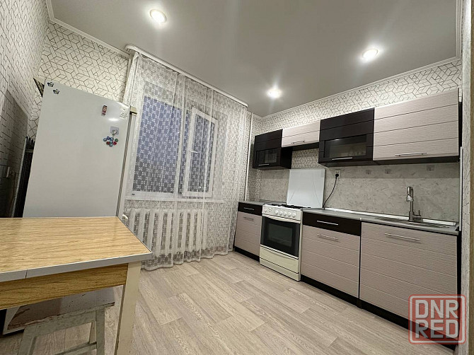 Сдаю однокомнатную в Ильичёвском районе. Мариуполь - изображение 2