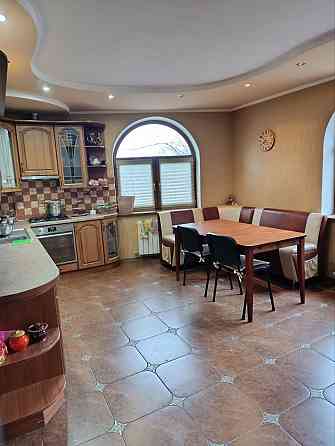 Дом 180,4 кв.м. участок 10 соток участок приватизирован ориентир оцкб Донецк