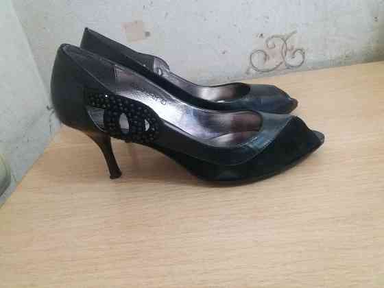 Продам туфли р.40 Донецк
