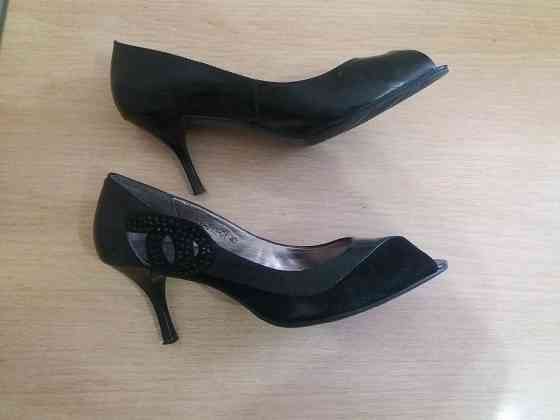 Продам туфли р.40 Донецк