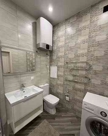 однокомнатную квартиру в самом центре Донецка Донецк