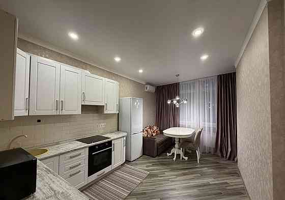 однокомнатную квартиру в самом центре Донецка Донецк