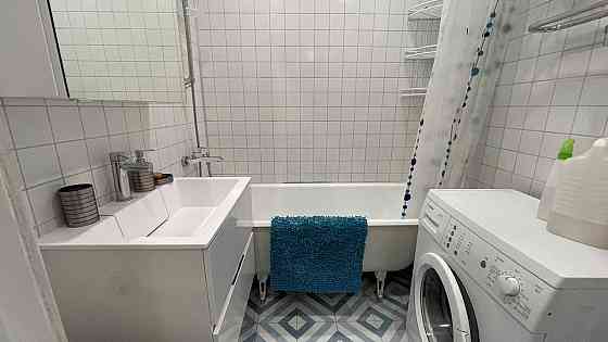 Сдается (1) однокомнатная квартира, уютная с необходимой мебелью для проживания ул. независимости Донецк