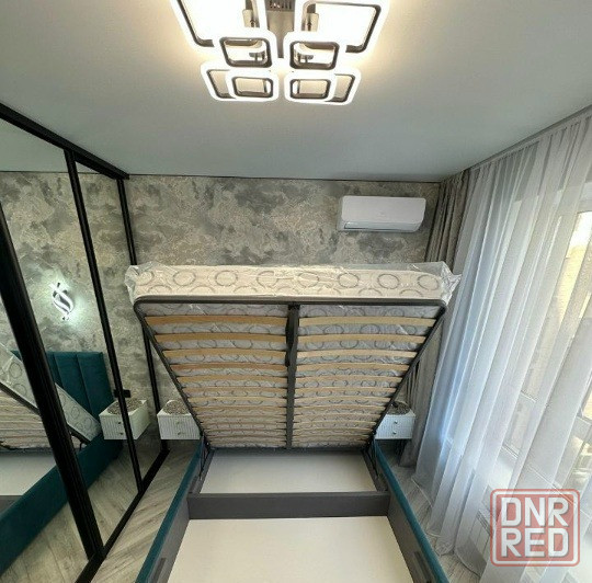 Сдаю однокомнатную квартиру 37.0 м² этаж 7, город Донецк, Киевский район, Шахтерская площадь Донецк - изображение 2