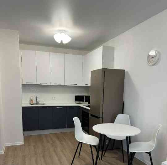 Впервые сдаётся в аренду просторная двухкомнатная квартира Донецк