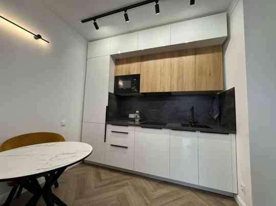 Сдам евродвушку 42квм в Ворошиловском районе, ор-тир Крытый рынок. Донецк