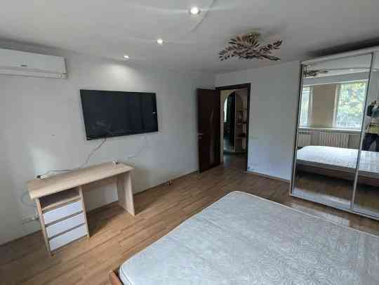 Сдаётся в аренду 2-к квартира пл. Бакинских Комиссаров г. Донецк, Куйбышевский р-н Донецк