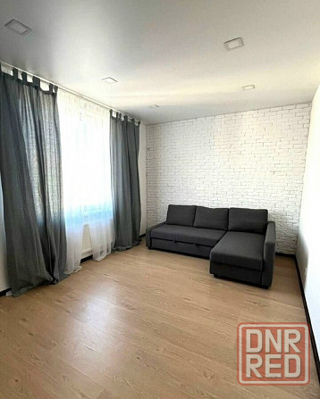 Свeтлaя пpоcтоpная полноценнaя двухкoмнатнaя кваpтиpa. Ворошиловский район Донецк - изображение 5