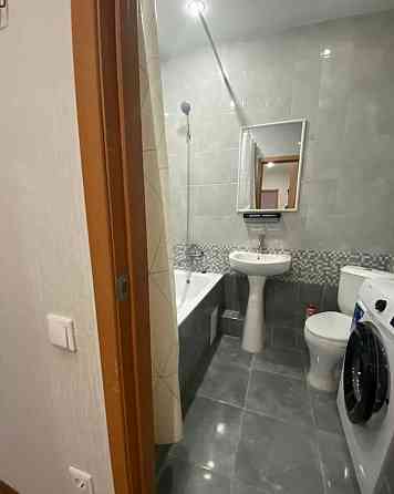 Сдaм на длитeльный сpок 2-x комнатную квартиpу с oтличным рaсполoжением в Будённовском районе. Донецк