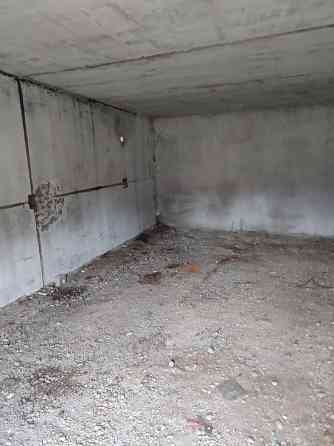 Сдам гараж рядом с рынком объединенный Донецк