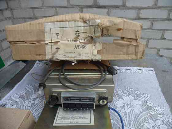 Радиоприёмник автомобильный ат-66. Енакиево