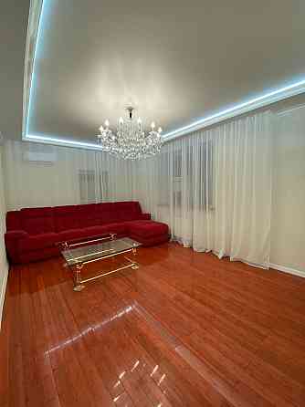 сдаю люкс квартиру в центре донецка калининский р-н Ильича 24б вода 24/7 Донецк