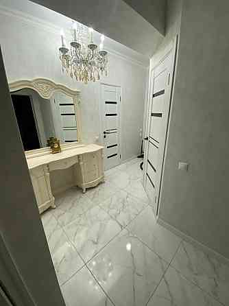 сдаю люкс квартиру в центре донецка калининский р-н Ильича 24б вода 24/7 Донецк