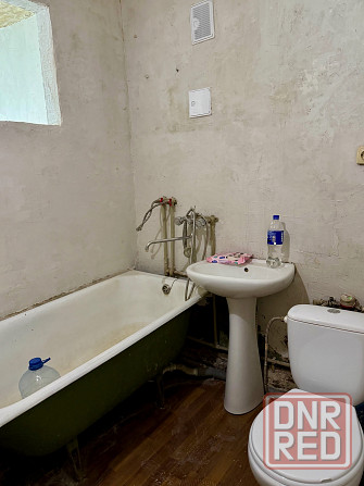 1 комн Центр Макеевки 5/9 Макеевка - изображение 1