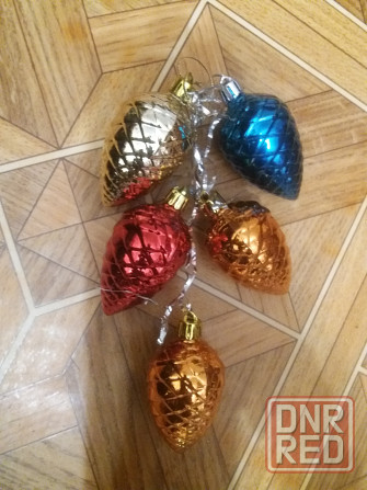 продам новогодние ёлочные игрушки шишки Донецк - изображение 1