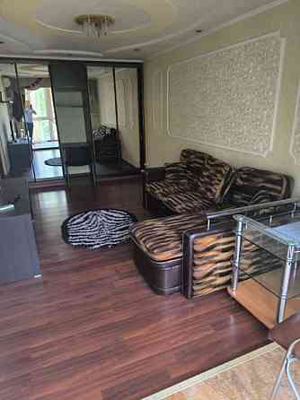 срочно сдается 1 к кв пл ленина Донецк