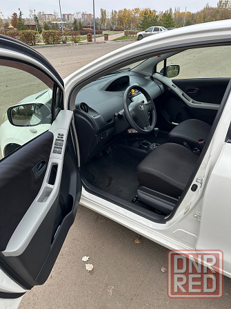 Продаю Toyota Yaris Мариуполь - изображение 7