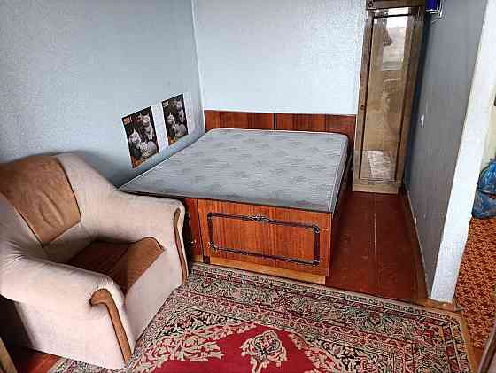 продам 1 комнатную квартиру на зугрэс -2 Зугрэс