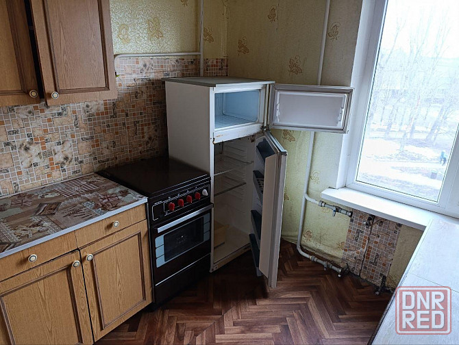 продам 1 комнатную квартиру на зугрэс -2 Зугрэс - изображение 6