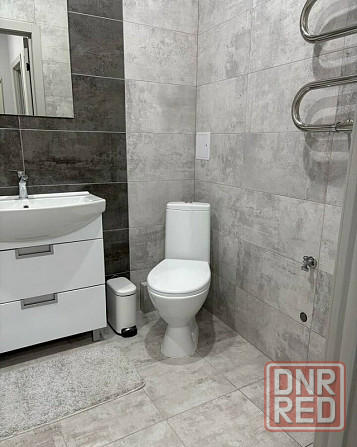 Сдам комфортную 1- комнатную квартиру в Ворошиловском районе Донецк - изображение 5