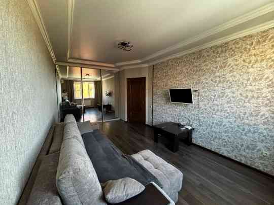 Сдается просторная и светлая однокомнатная квартира Ворошиловский район Донецк