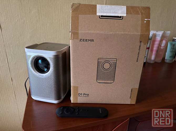 Продам проектор Xiaomi zeemr d1 Донецк - изображение 1