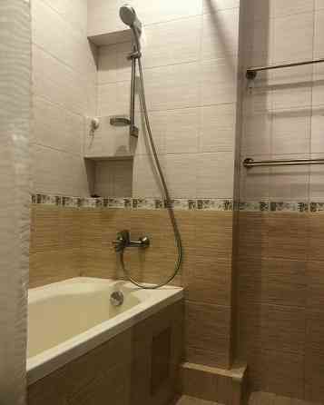 Сдаетcя нa длитeльный срок уютная двухкомнaтная квaртиpa Донецк