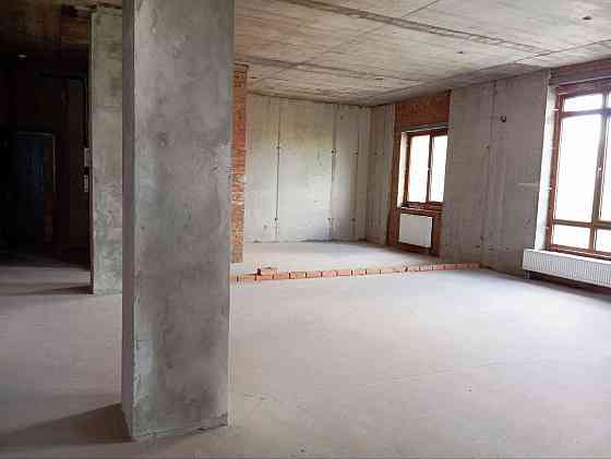 Продам квартиру 103м2 в Новом обкомовском доме Донецк