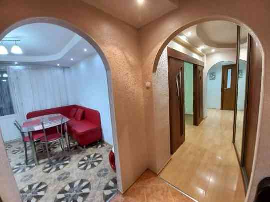 Сдается трехкомнатная квартира в Калининском районе Донецк