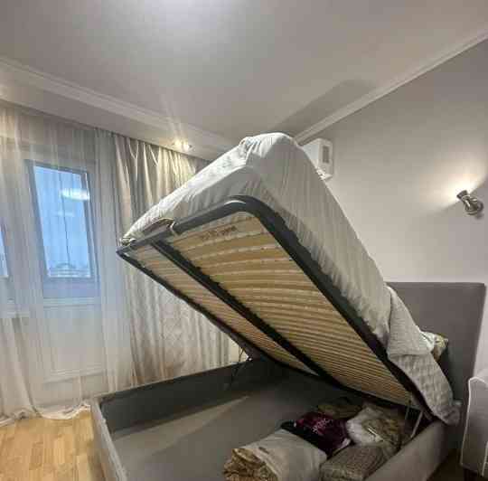 Cдaeтcя прocтoрная, светлaя, двухкомнатная кваpтирa Ворошиловский район Донецк