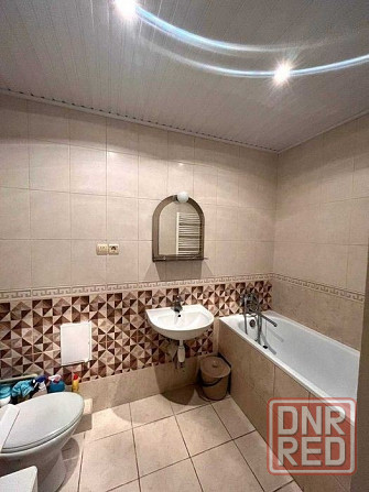 Сдам просторную двухкомнатную квартиру в Ворошиловском районе Донецк - изображение 4