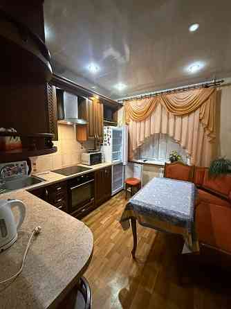 Сдаётся большая трехкомнатная квартира в Калининском районе Донецк