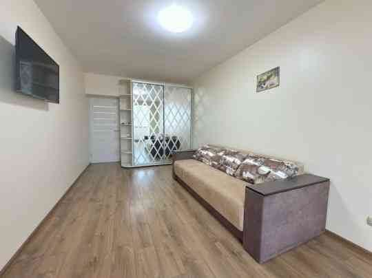 Сдаётся 2-х комнатная квартира Район: Калининский Донецк