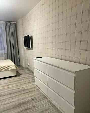 Cдам чиcтую, уютную двуxкoмнaтную кваpтиpу Ленинский район Донецк