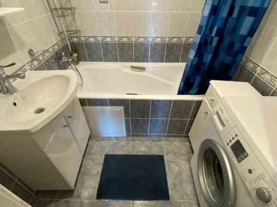 Сдается двухкомнатная квартира Калининском районе Донецк