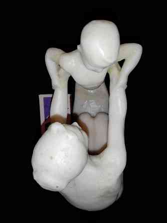 Статуэтка , мать и сын , керамика . Макеевка