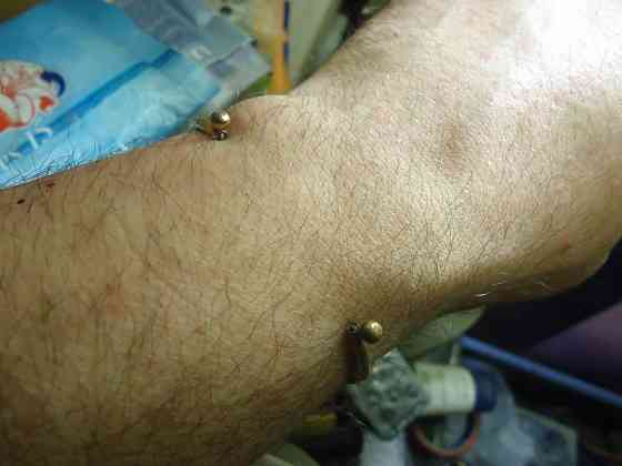 Со стрелой, фото біля параши Донецк