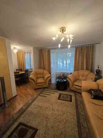 Аренда 3 к двухэтажной квартиры, мед. университет Донецк