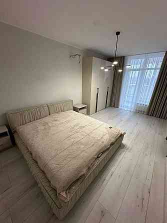 Сдается светлая квартира на высоком видовом этаже в Ворошиловском районе улица Первомайская Донецк