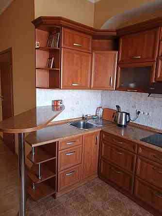 Сдам квартиру посуточно центр Донецка Донецк