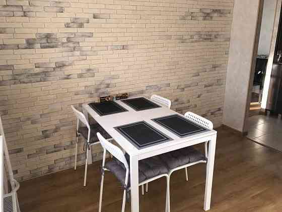 Сдается отличная однокомнатная квартира в Ворошиловском районе на площади Ленина по ул.Постышева. Донецк