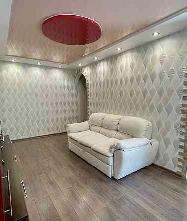 Аренда 3к трехкомнатной квартиры в Ворошиловском районе Этаж 3/5. Площадь 55 м². Донецк